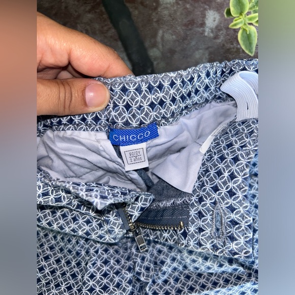 Blue and white pattern shorts | size 2 - Picture 3 of 4